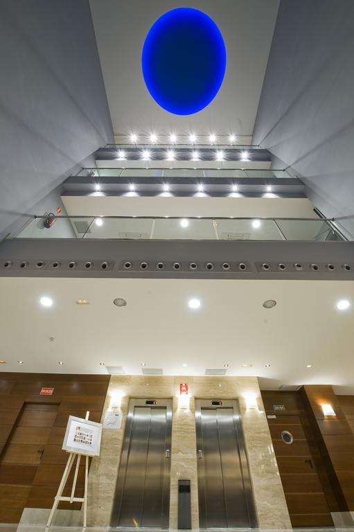 Avant Aeropuerto Torrejón de Ardoz Intérieur photo